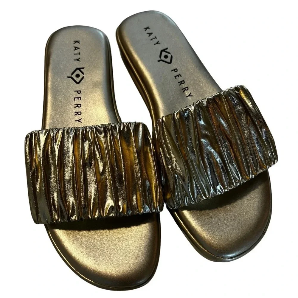 Katy Perry • The Lizzie Metallic Foil Gold Slides